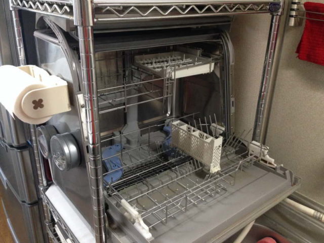 ナショナル・食器洗い乾燥機 NP-50SX3内部