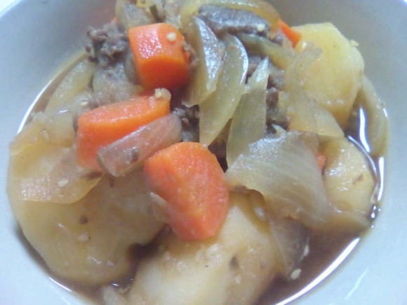 コストコのプルコギビーフを使った肉じゃがの作り方