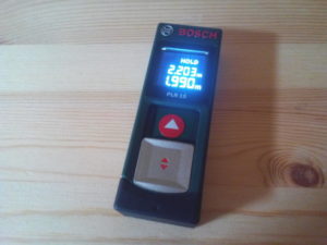 真ん中の赤いボタンを押すと計測結果がホールドされる