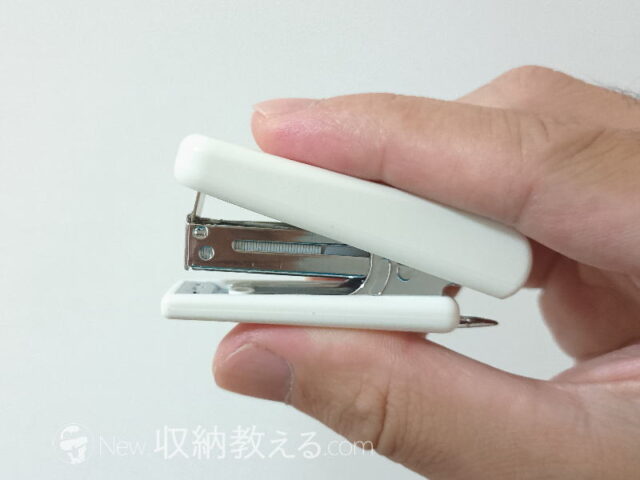 コクヨ・ 壁につけるマグネット専用ホッチキスのアタッチメントを外せば普通のステープラーとしても使用可能