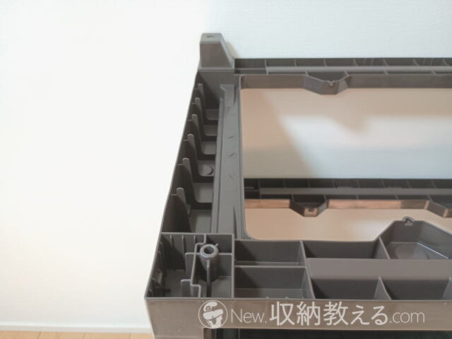 JEJアステージ・壁付デコニー シーヴォ ワイド3段はキャスターの取り付けも可能