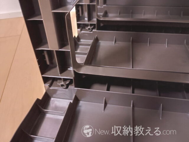 JEJアステージ・壁付デコニー シーヴォ ワイド3段のフレームは分解できない