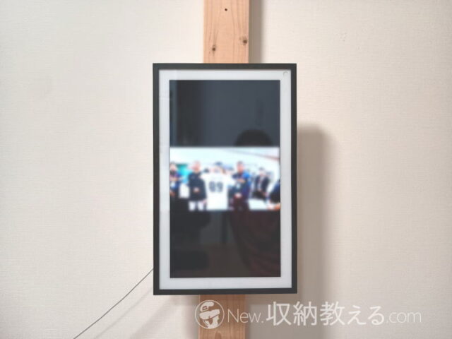 ニューヒカリ「WALL BASE」＋2×4材＋サンワサプライ「モニター壁掛け金具100-LAW001」＋amazon「Echo Show 15」