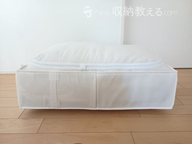 東和産業/ケイスタイルすき間に立てて布団収納は毛布8枚相当収納可能