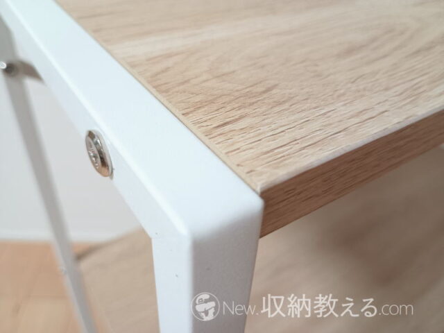 ドウシシャ/すっきりシェルフ3段は粉体塗装のスチールフレームとメラミン化粧棚板のハイブリッド