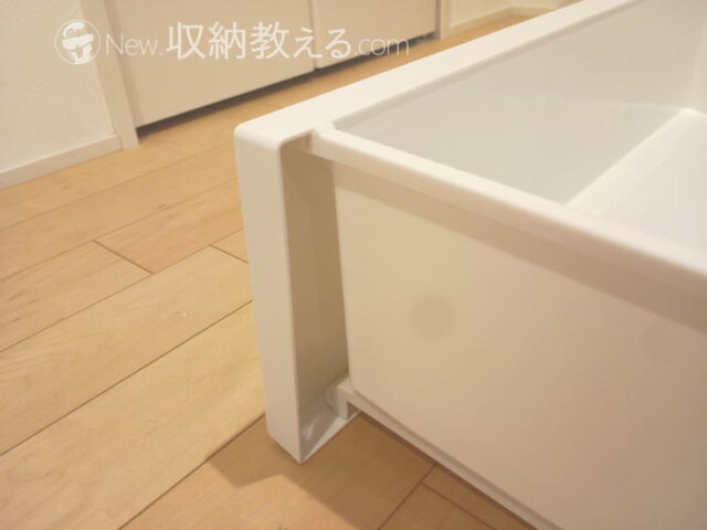 天馬/フィッツチェストの引出しはは内箱に爪で前板が取り付けられている構造